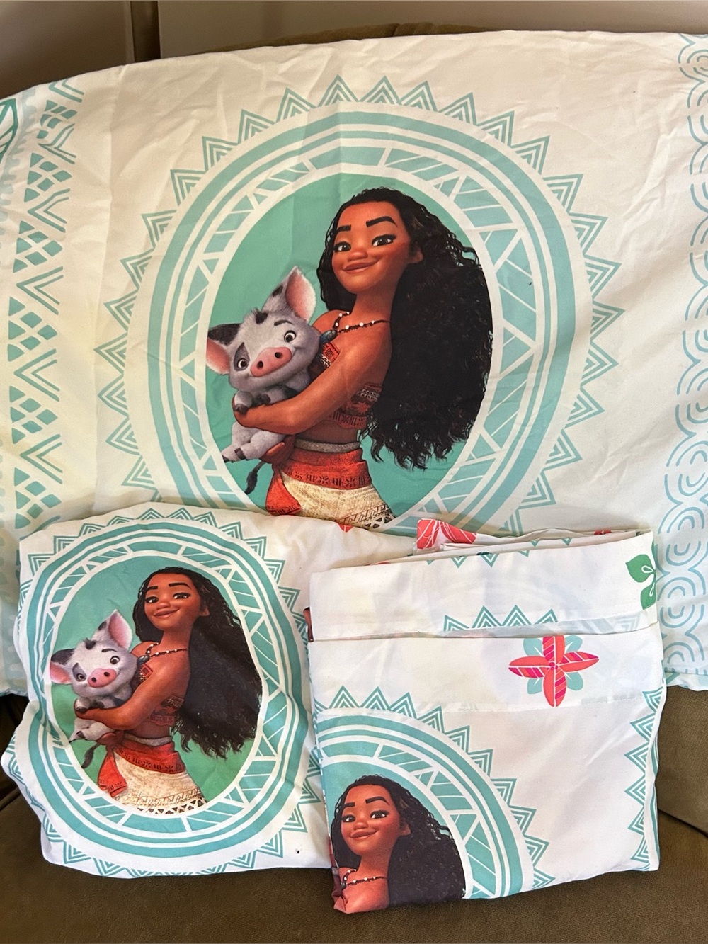 Disney Moana Teal and Twin White Bedding Set